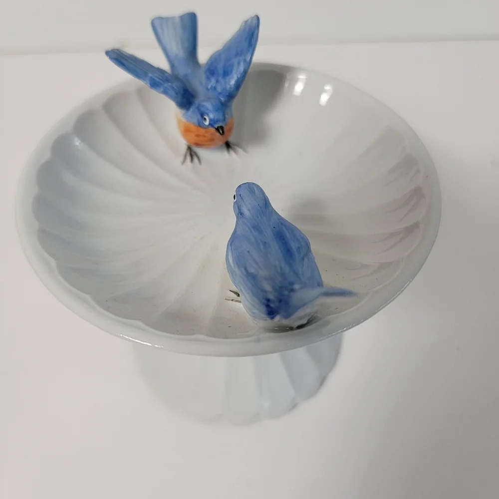 Vintage Shafford Japan Bluebird Bird Bath With Music Box Trinquet Dish - Picture 6 of 7